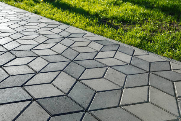 Best Affordable Driveway Pavers  in Bloomfield, IA